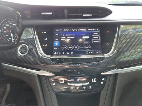 Used 2024 Cadillac XT6 Premium Luxury w/ Technology Package FWD image 18