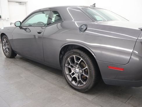 Used 2018 Dodge Challenger GT AWD/4WD image 6