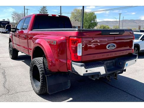 Used 2019 Ford F350 Lariat w/ Lariat Ultimate Package AWD/4WD image 3