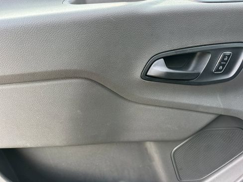 Used 2023 Ford Transit 350 XLT image 11