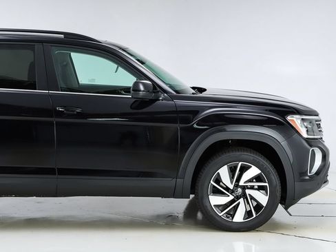 New 2026 Volkswagen Atlas SE FWD image 12