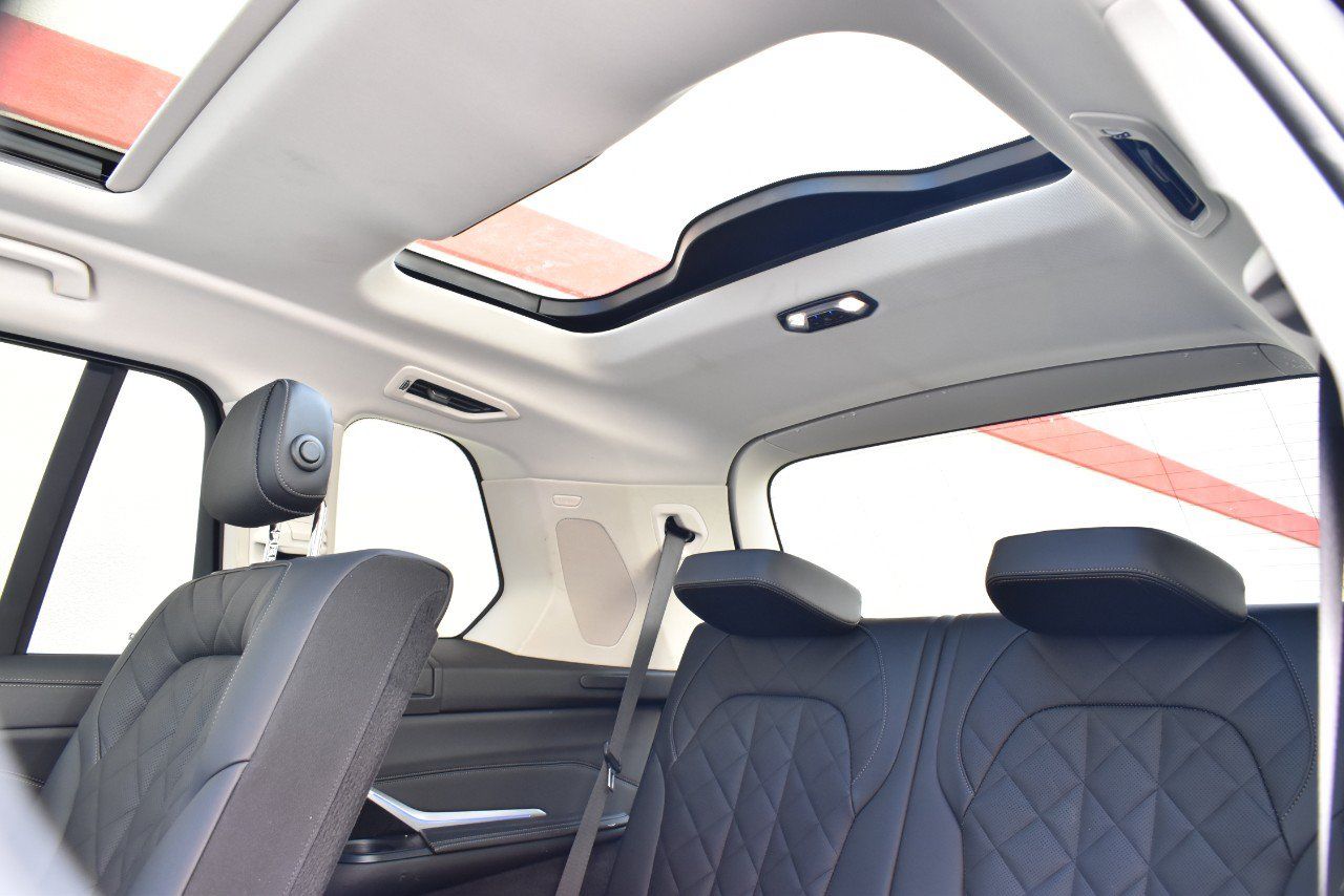 Used 2025 BMW X7 xDrive40i AWD/4WD image 22