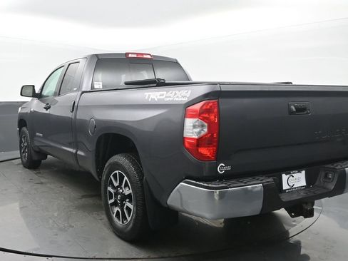 Used 2018 Toyota Tundra SR5 w/ TRD Off Road Package image 4
