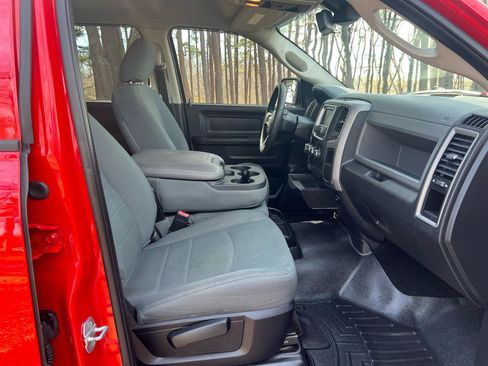 Used 2015 RAM 1500 Express AWD/4WD image 21