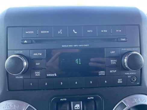 Used 2017 Jeep Wrangler Unlimited Sport w/ Quick Order Package 23S image 16