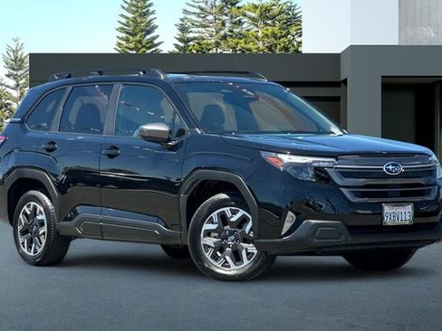 Certified 2026 Subaru Forester Premium AWD/4WD image 2