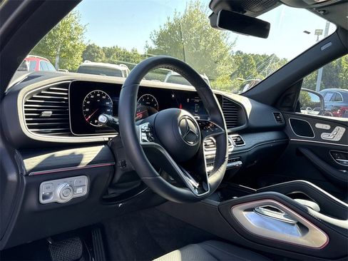 Certified 2025 Mercedes-Benz GLE 350 4MATIC image 7
