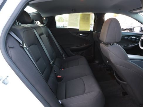 Used 2024 Chevrolet Malibu LT image 27