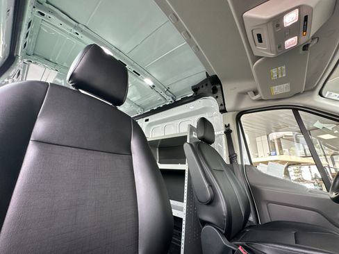 Certified 2023 Ford Transit 350 Medium Roof image 17