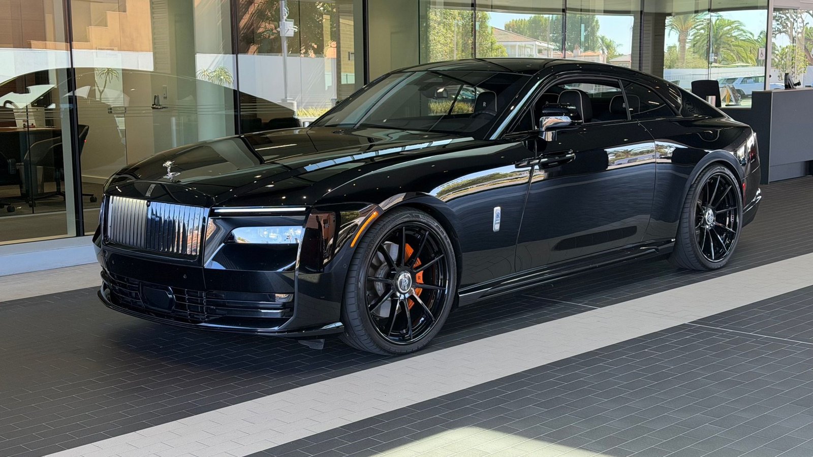 Used 2024 Rolls-Royce Spectre AWD/4WD image 1