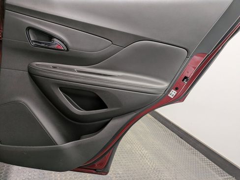 Used 2022 Buick Encore Preferred w/ Safety Package image 25