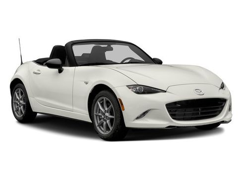 Used 2016 MAZDA MX-5 Miata Sport RWD image 9