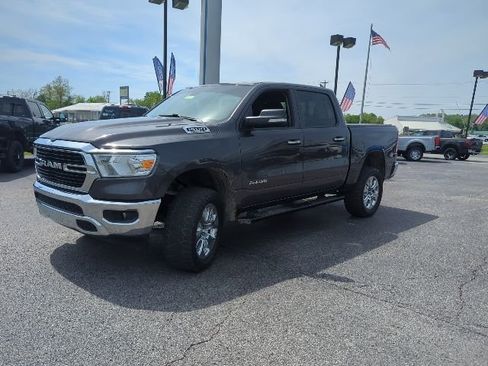 Used 2020 RAM 1500 Big Horn AWD/4WD image 4