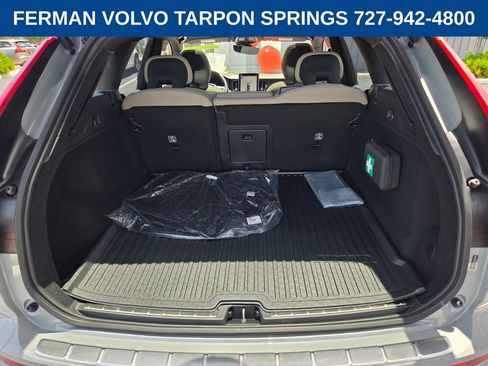New 2026 Volvo XC60 B5 Plus w/ Protection Package Premier AWD/4WD image 17