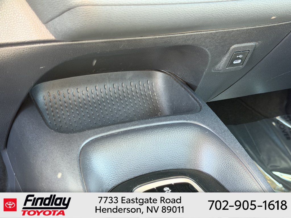 Certified 2025 Toyota Corolla LE FWD image 29