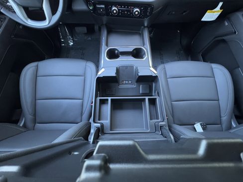 New 2026 GMC Sierra 2500 SLT w/ SLT Premium Package image 30