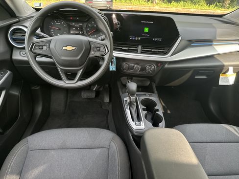 Certified 2026 Chevrolet Trax LS FWD image 24