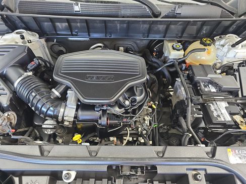 Used 2018 GMC Acadia SLT FWD image 31