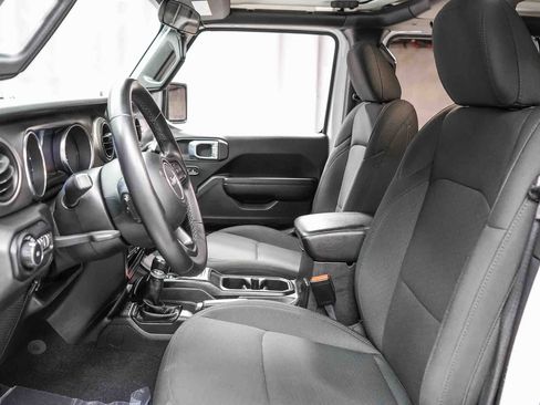 Used 2021 Jeep Wrangler Unlimited Sport image 25