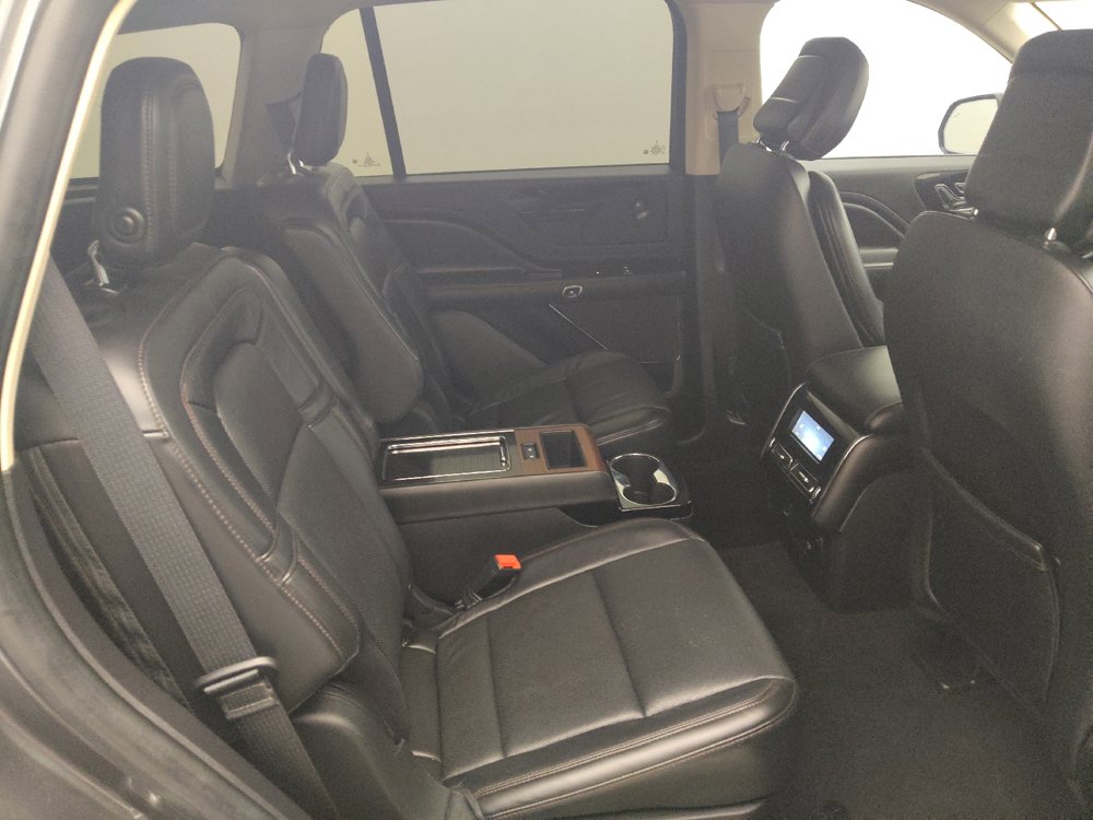 Used 2020 Lincoln Aviator Reserve w/ Equipment Group 201A RWD image 19