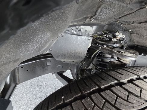 Used 2021 Toyota Sequoia Platinum image 42