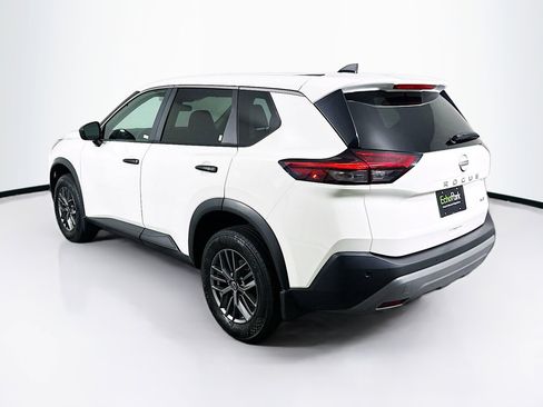 Used 2023 Nissan Rogue S AWD/4WD image 5