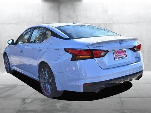 Certified 2024 Nissan Altima 2.0 SR image 7