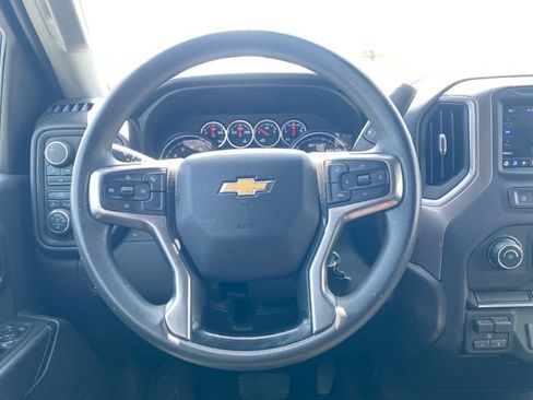 Used 2021 Chevrolet Silverado 2500 Custom w/ Custom Value Package AWD/4WD image 19