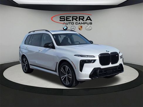 New 2026 BMW X7 M60i image 1