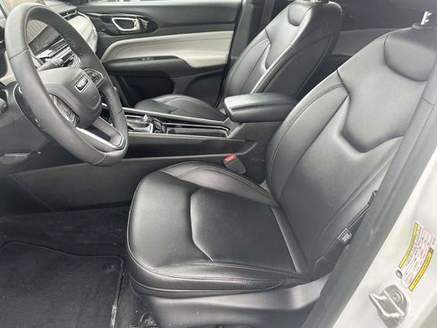 Used 2024 Jeep Compass Limited AWD/4WD image 18