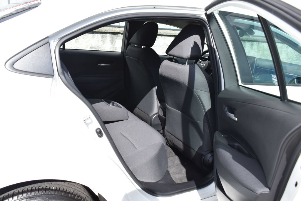 Certified 2021 Toyota Corolla LE w/ Carpet Mat Package (TMS) FWD image 23