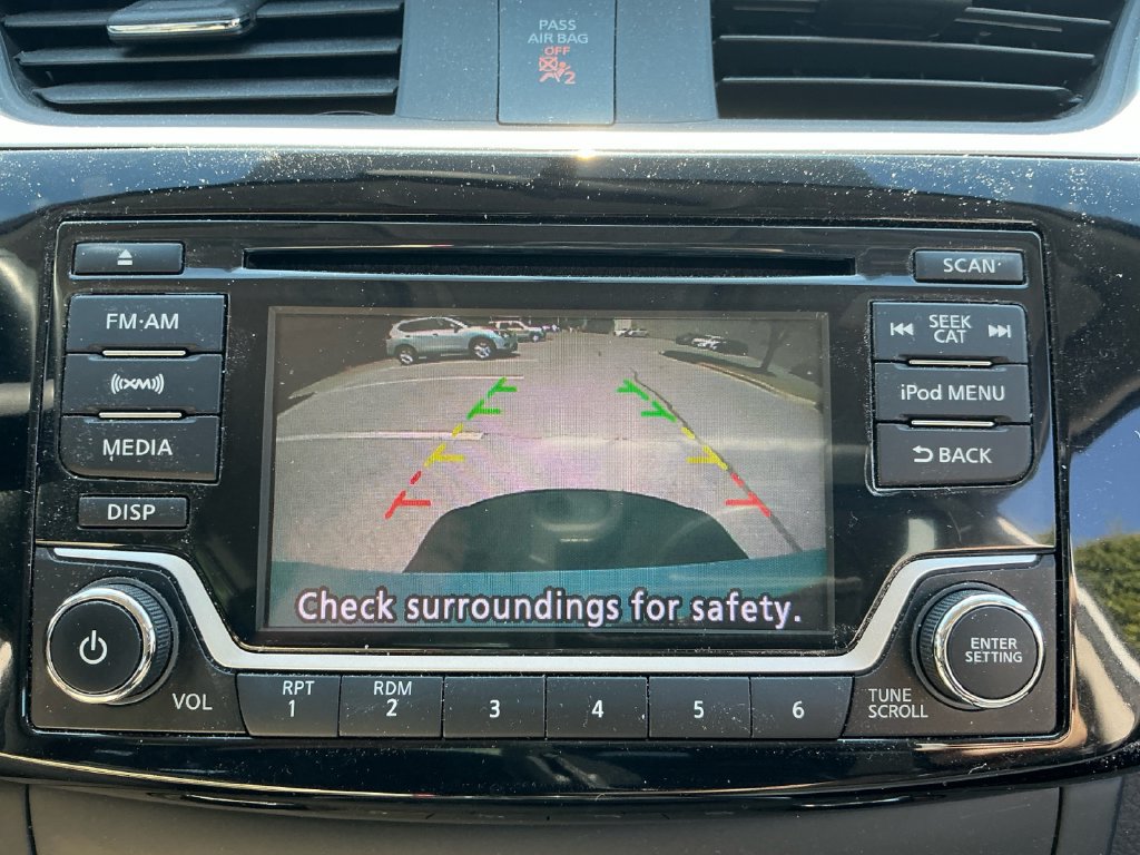 Used 2017 Nissan Sentra SV FWD image 26