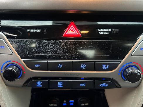 Used 2017 Hyundai Elantra SE w/ SE A/T Tech Package 03 image 23