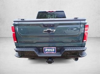 Used 2026 Chevrolet Silverado 2500 ZR2 w/ LPO, Dark Essentials Package AWD/4WD video 3