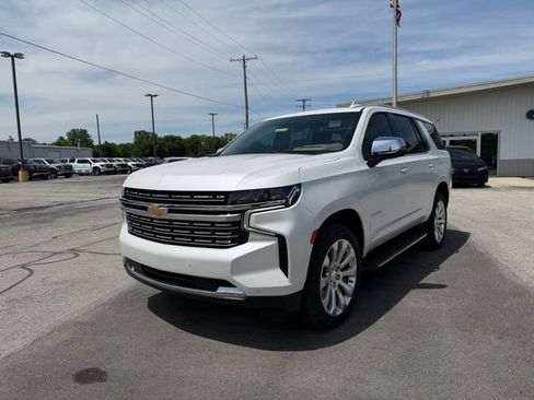 Used 2023 Chevrolet Tahoe Premier AWD/4WD image 13