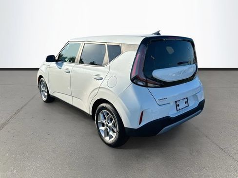 Used 2024 Kia Soul LX w/ Option Group 015 FWD image 23