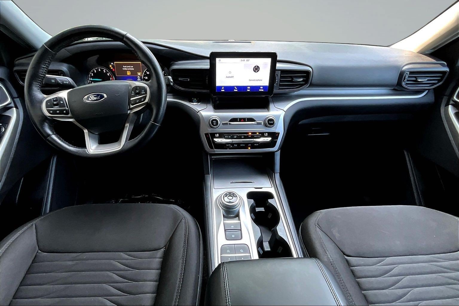 Used 2021 Ford Explorer XLT RWD image 6