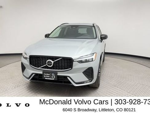 Certified 2025 Volvo XC60 B5 Plus AWD/4WD image 7