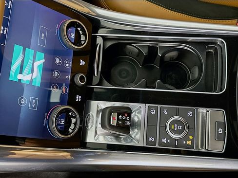 Used 2020 Land Rover Range Rover Sport HSE Dynamic image 17