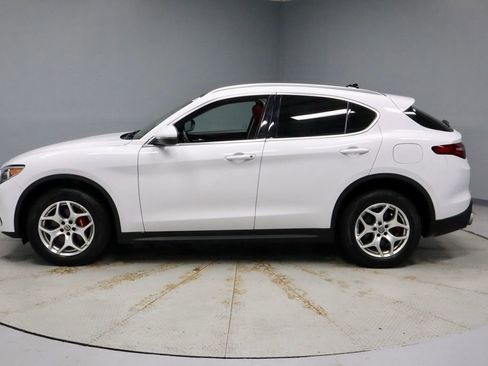 Used 2019 Alfa Romeo Stelvio AWD image 10