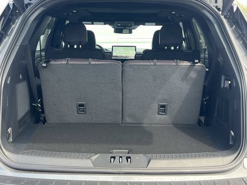 New 2026 Ford Explorer Platinum RWD image 23