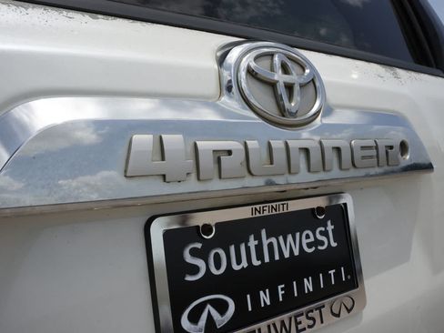 Used 2012 Toyota 4Runner SR5 RWD image 18