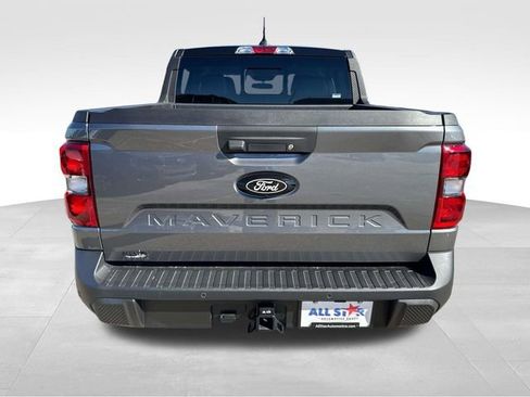 New 2025 Ford Maverick Lariat w/ Black Appearance Package image 7