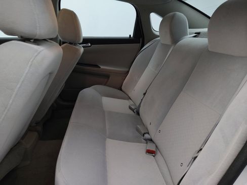 Used 2014 Chevrolet Impala Limited LS FWD image 18