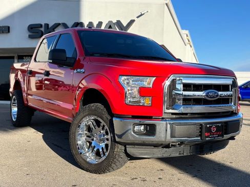 Used 2015 Ford F150 XLT w/ Equipment Group 301A Mid image 1
