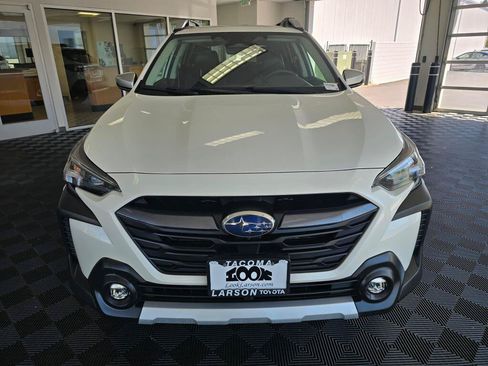 Used 2024 Subaru Outback Touring XT AWD/4WD image 8
