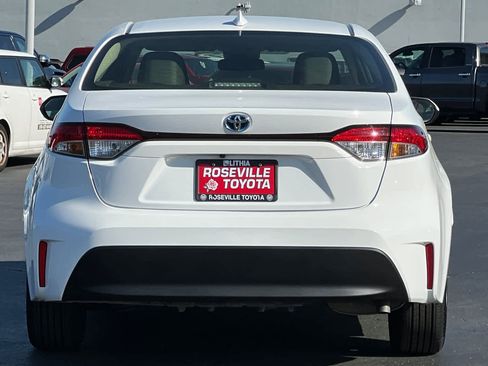Certified 2024 Toyota Corolla LE image 8
