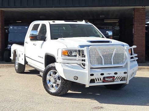 Used 2019 GMC Sierra 3500 Denali w/ Duramax Plus Package image 1