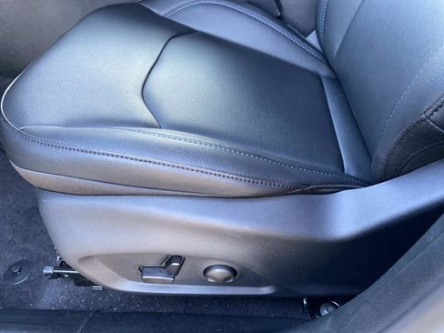 New 2026 Jeep Compass Limited image 8