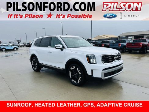 Used 2023 Kia Telluride S w/ S Sunroof Package image 1